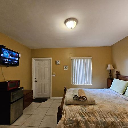 Royal Poinciana Stay Miami Springs Ngoại thất bức ảnh