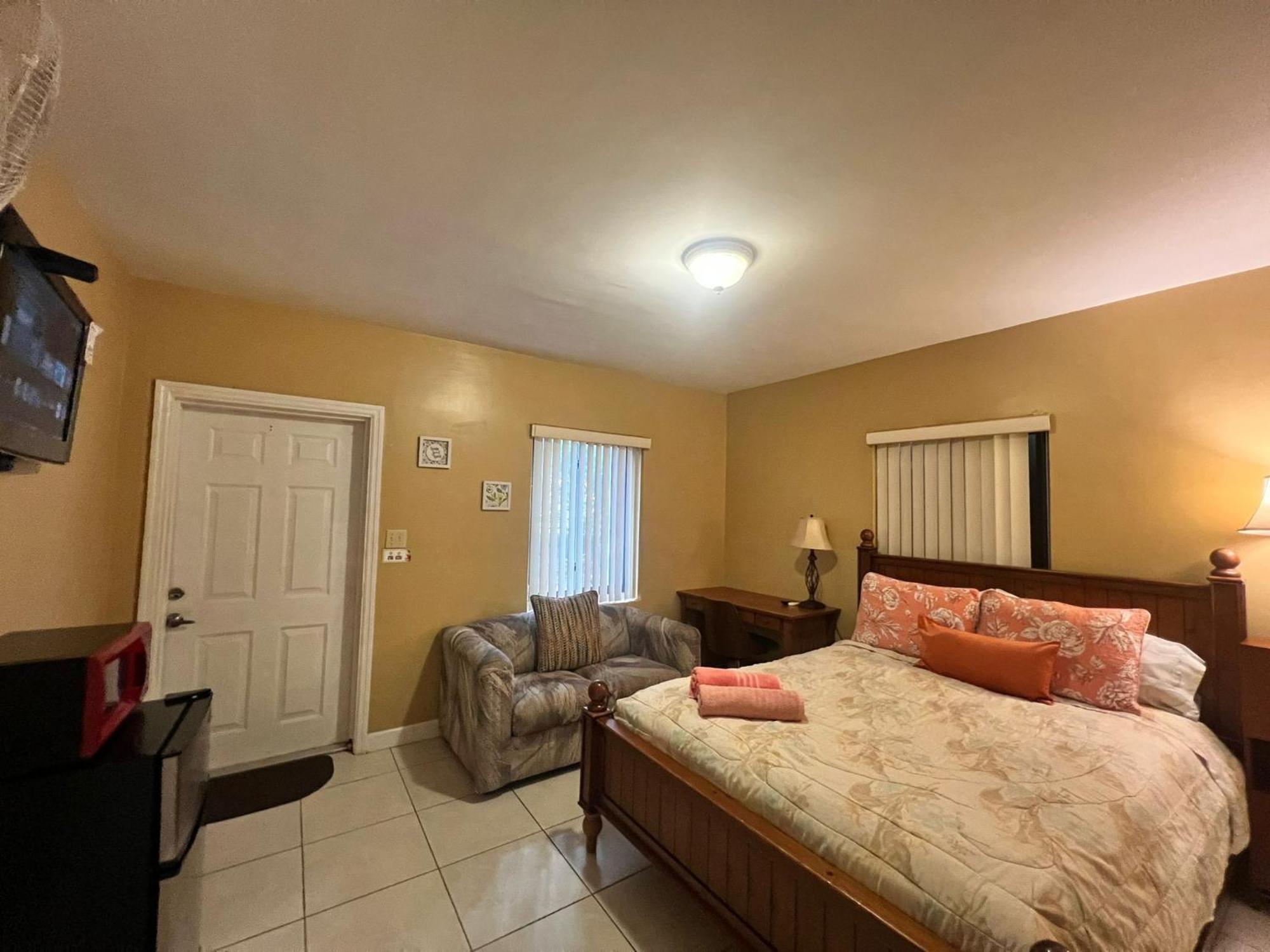 Royal Poinciana Stay Miami Springs Ngoại thất bức ảnh